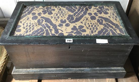 Pine box & wooden crate